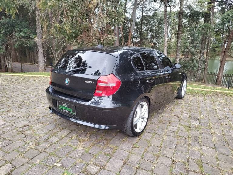 BMW - 120I - 2010/2010 - Preta - R$ 51.900,00