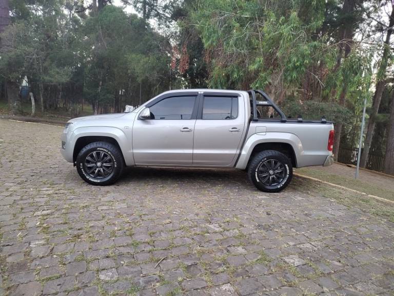 VOLKSWAGEN - AMAROK - 2011/2011 - Prata - R$ 86.900,00