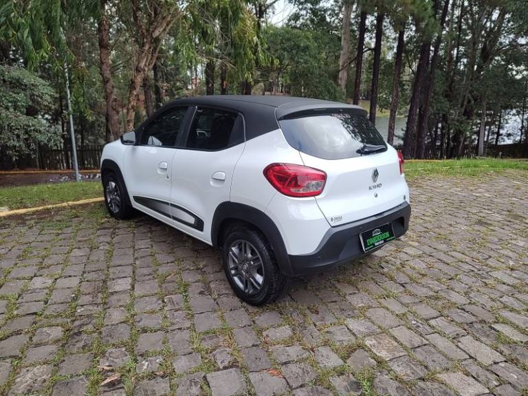 RENAULT - KWID - 2018/2018 - Branca - R$ 41.900,00