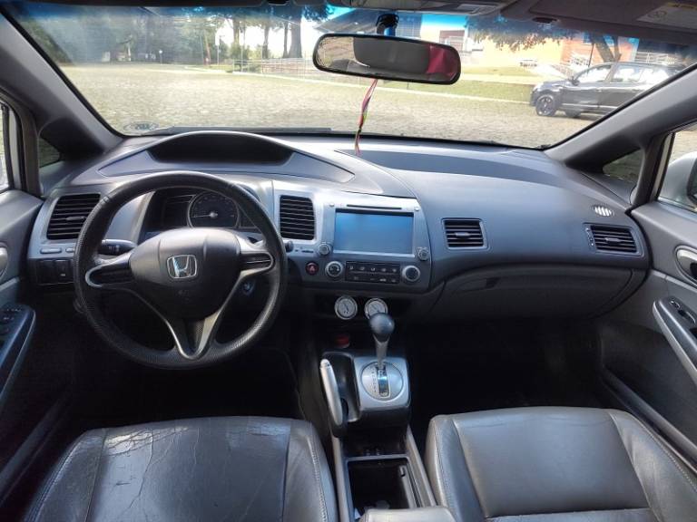 HONDA - CIVIC - 2006/2007 - Prata - R$ 48.900,00