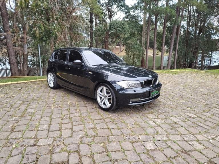 BMW - 120I - 2010/2010 - Preta - R$ 51.900,00