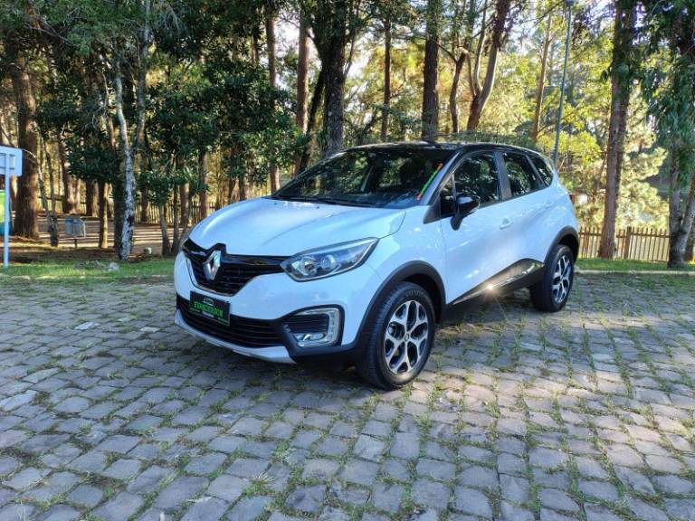 RENAULT - CAPTUR - 2020/2020 - Branca - R$ 76.900,00