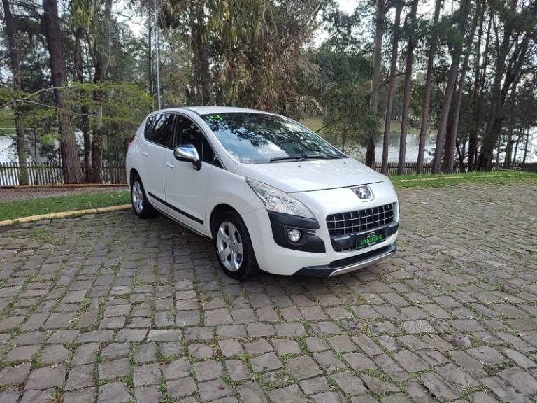 PEUGEOT - 3008 - 2013/2014 - Branca - R$ 46.900,00