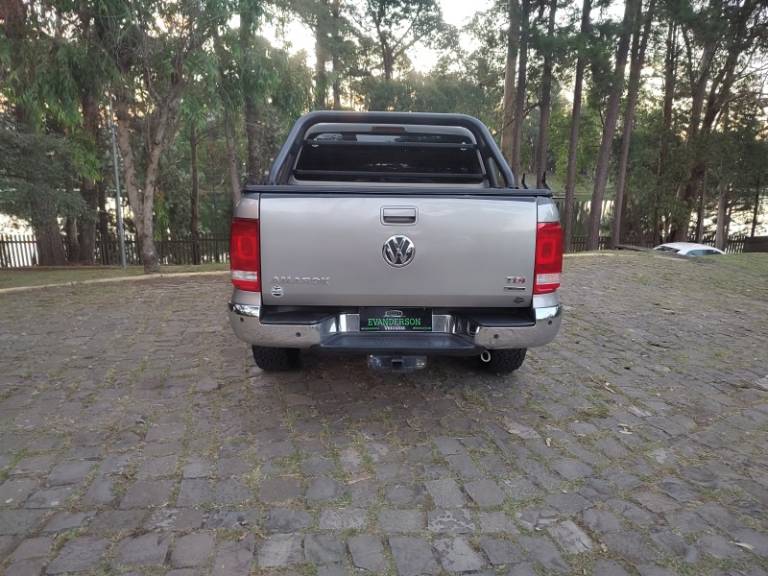 VOLKSWAGEN - AMAROK - 2011/2011 - Prata - R$ 86.900,00